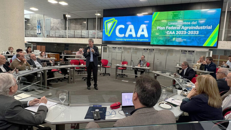 Guiño de la agroindustria a Milei: “Hay que avanzar con las reformas que necesita la economía”