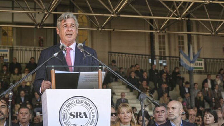 La Sociedad Rural Argentina reclamó al gobierno una baja de las retenciones