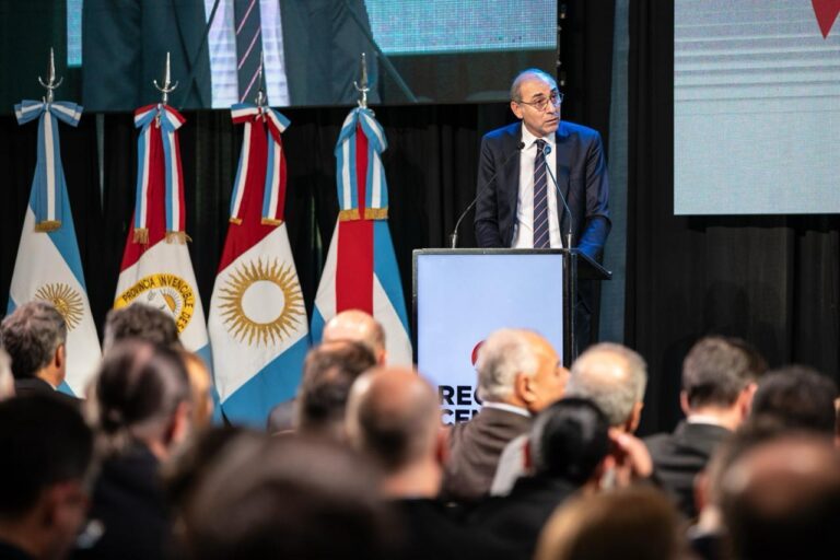 Simioni: “Es el momento para creer en el futuro y nuestro potencial”