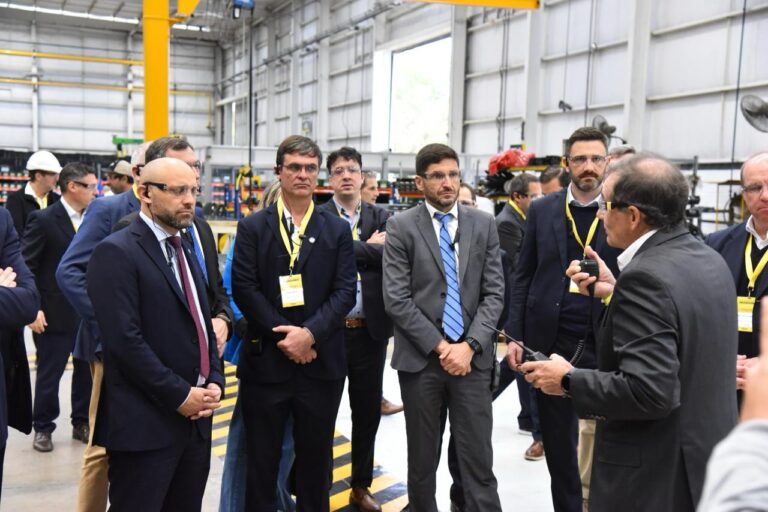 Pullaro: “Con industria, ciencia y tecnología construimos la provincia más pujante y productiva de Argentina”