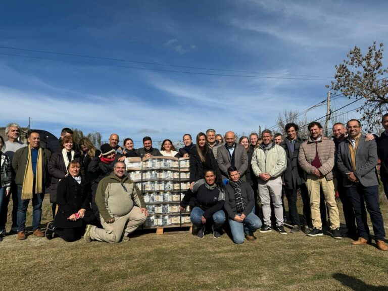 Santa Fe y Córdoba, aliadas estratégicas para la primera carga de exportaciones de miel