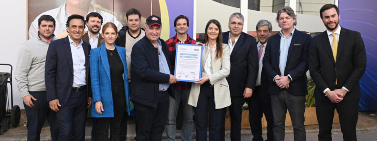 Histórico: Bice otorgó el primer crédito medido en litros de leche a un tambo