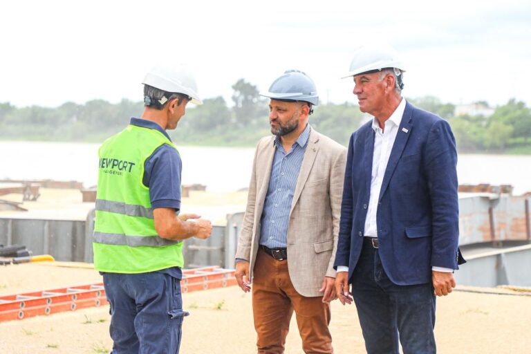 Puerto de Santa Fe: se embarcan 20.000 toneladas de trigo con destino al cordón industrial