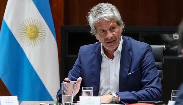 Pazo: “Me están puteando de a colores”
