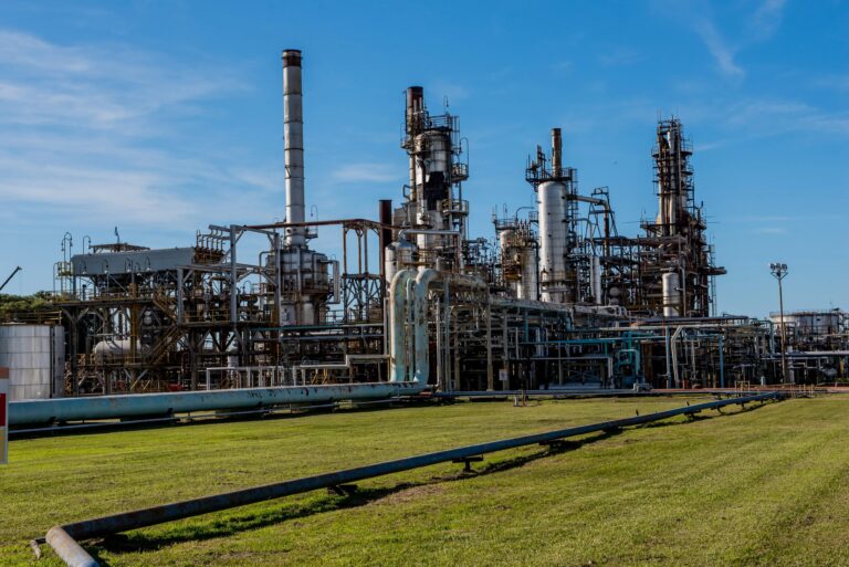 El Senado dio media sanción a la ley de biocombustibles: aumenta los cortes obligatorios y desregula el mercado